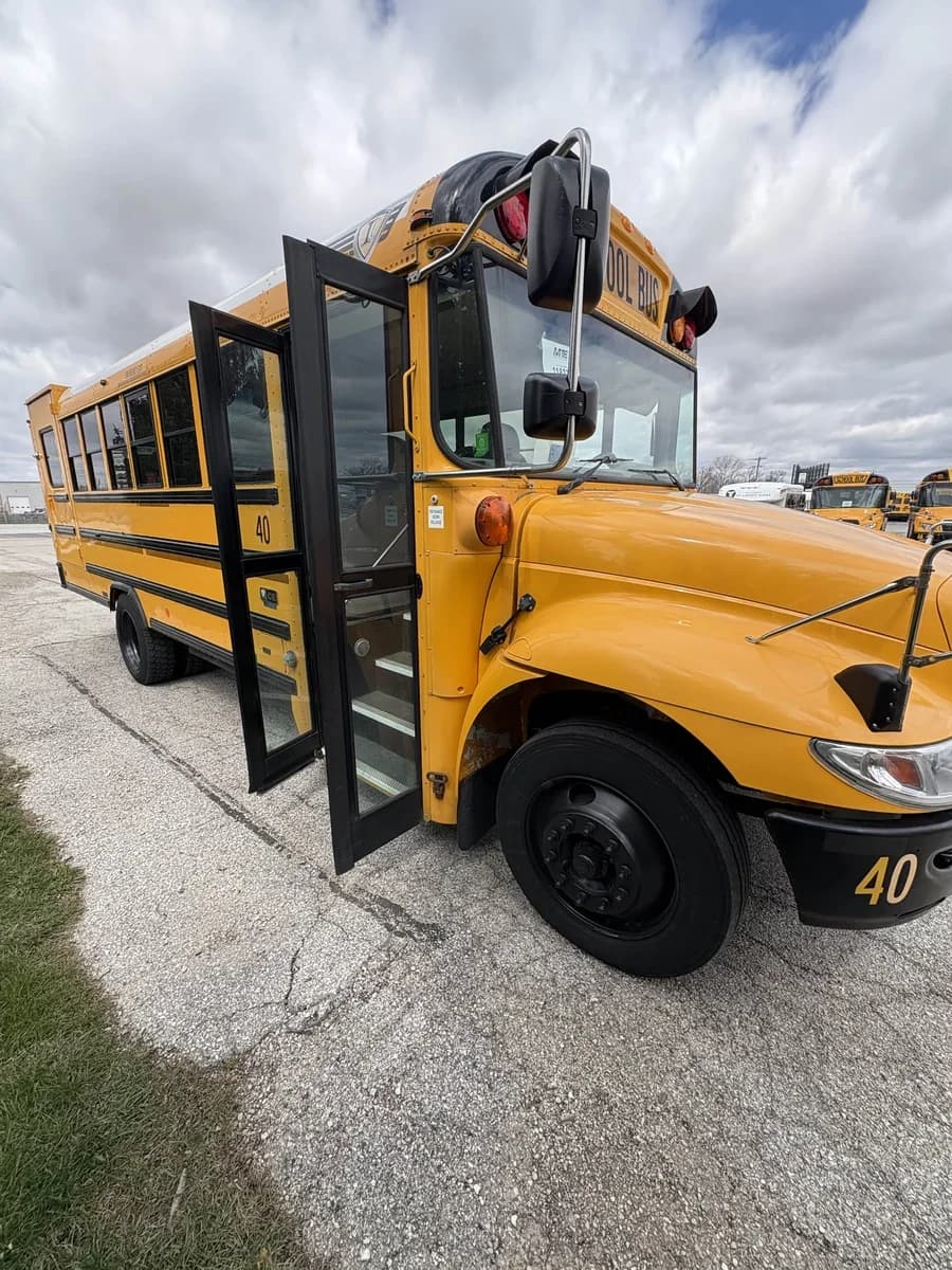 2013 IC CE ADA School Bus - Image 4