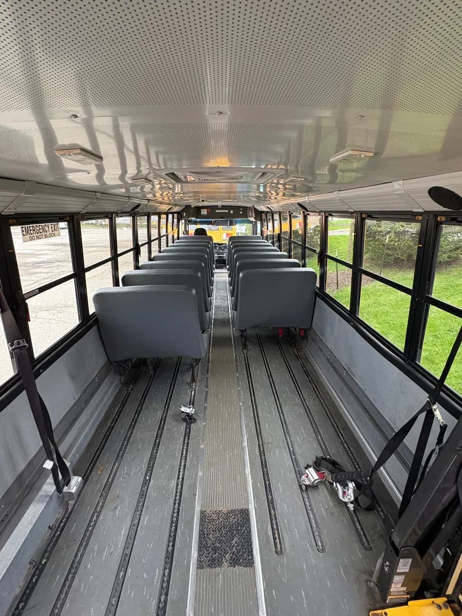 2013 Freightliner Thomas School Bus - Image 7