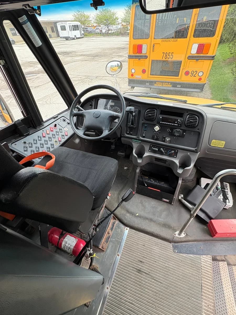 2013 Freightliner Thomas School Bus - Image 8