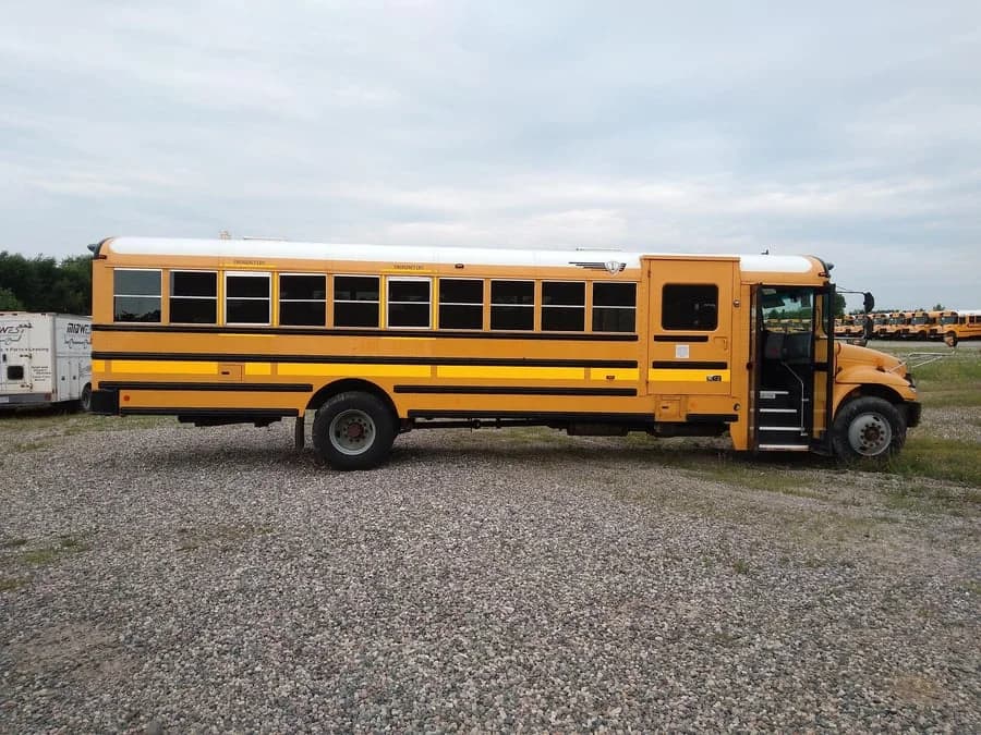 2017 IC CE ADA School Bus - Image 2