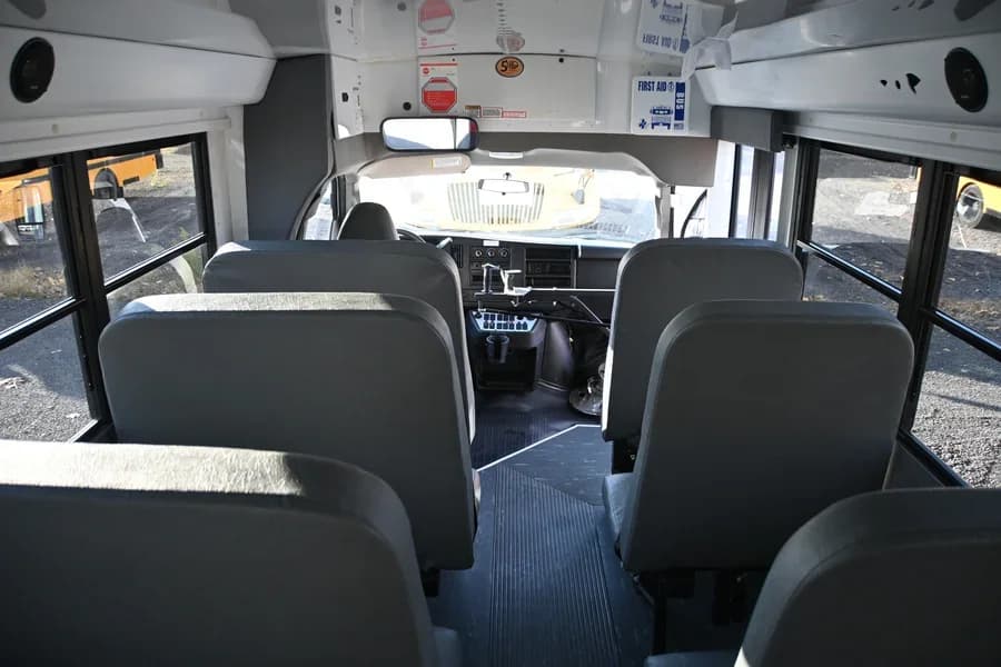 2017 Chevrolet Collins Shuttle Bus - Image 8