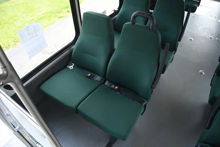 2017 Ford Starcraft ADA Shuttle Bus - Image 12