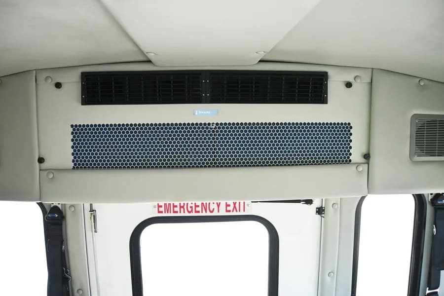 2017 Ford Starcraft ADA Shuttle Bus - Image 14