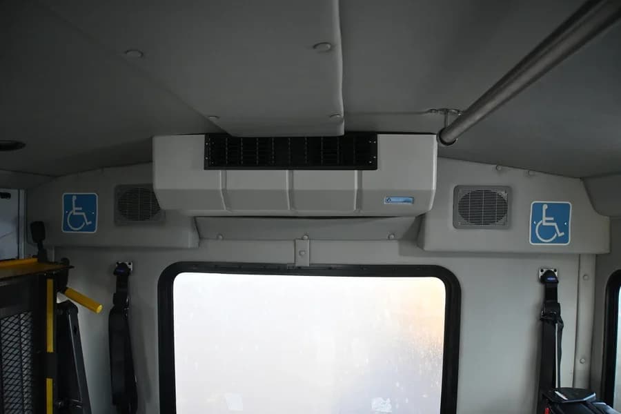 2018 Ford Starcraft ADA Shuttle Bus - Image 11