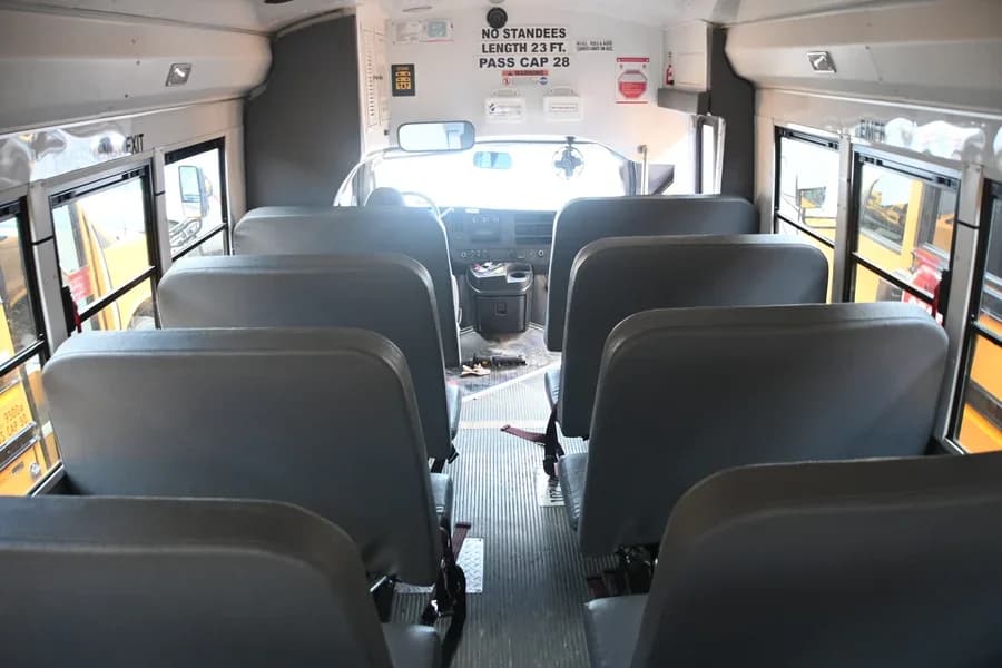 2019 Chevrolet Starcraft School Bus - Image 6