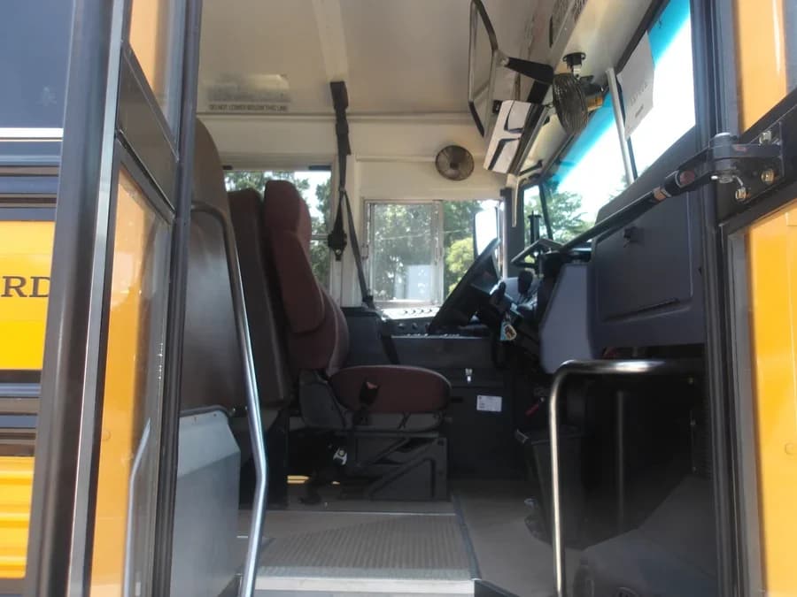 2019 Blue Bird School Bus - Image 11