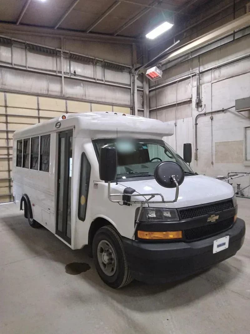2019 Chevrolet Starcraft Shuttle Bus - Image 1