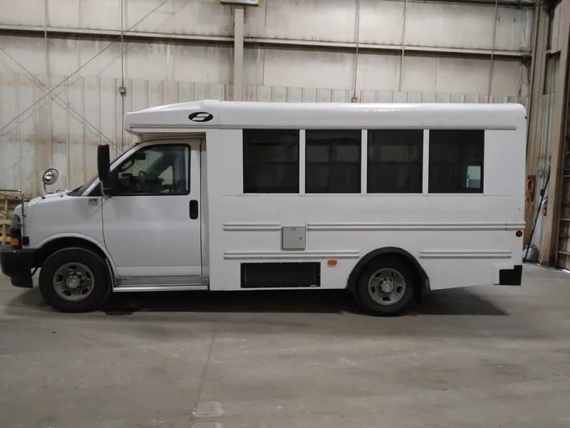 2019 Chevrolet Starcraft Shuttle Bus - Image 3