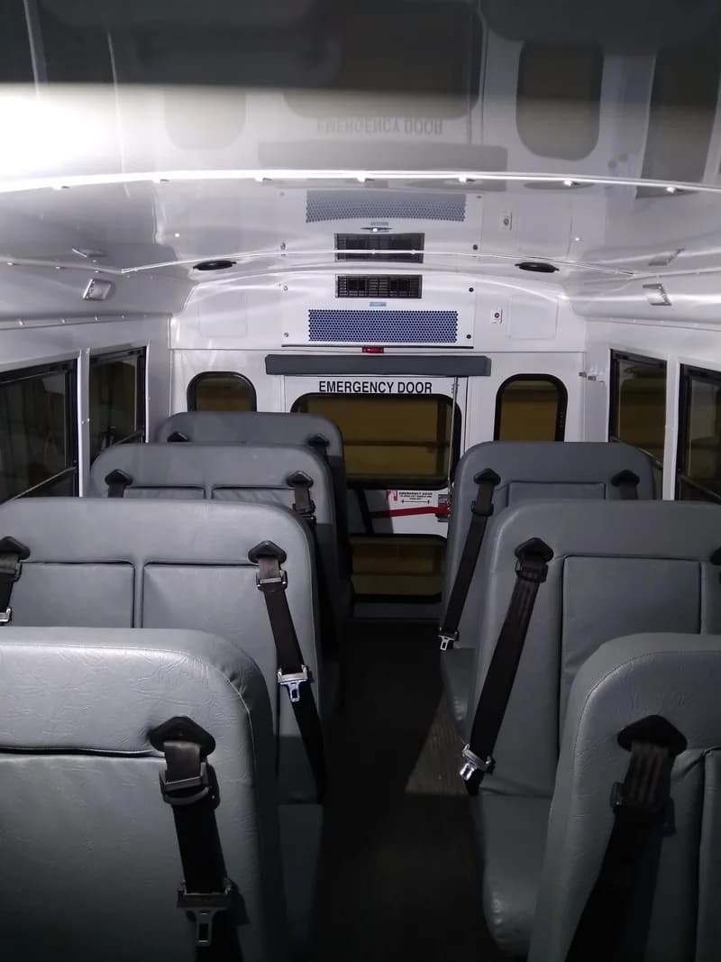 2019 Chevrolet Starcraft Shuttle Bus - Image 5