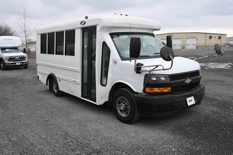 2019 Chevrolet Starcraft Shuttle Bus - Image 1