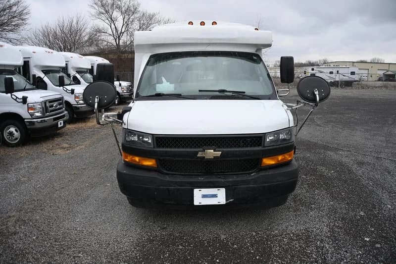 2019 Chevrolet Starcraft Shuttle Bus - Image 2
