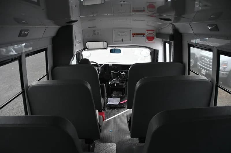 2019 Chevrolet Starcraft Shuttle Bus - Image 5