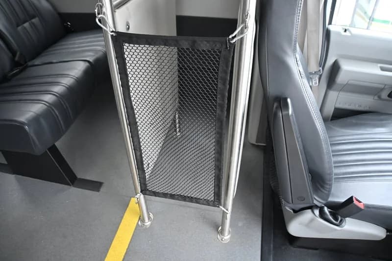 2019 Ford E350 ADA Shuttle Bus - Image 11