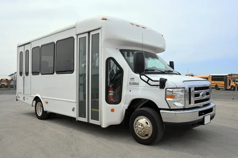 2019 Ford E350 ADA Shuttle Bus - Image 2