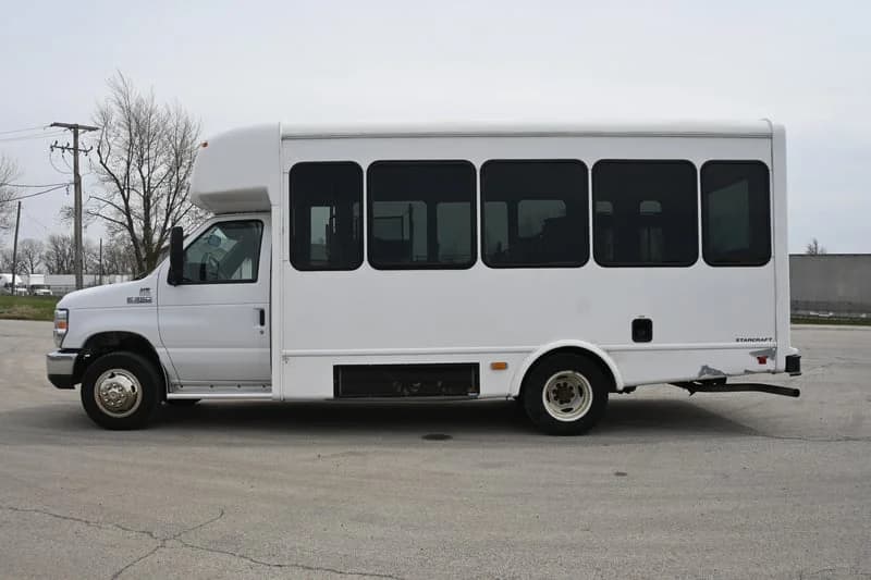 2019 Ford E350 ADA Shuttle Bus - Image 20
