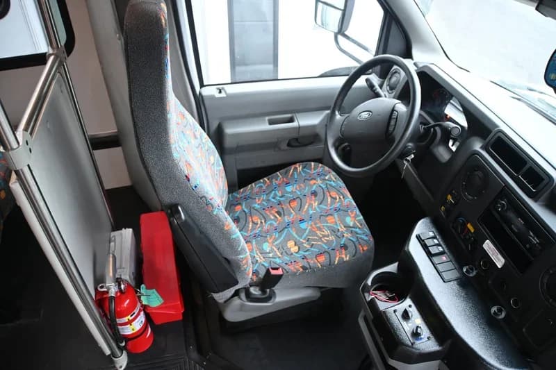 2019 Ford Elkhart Shuttle Bus - Image 5