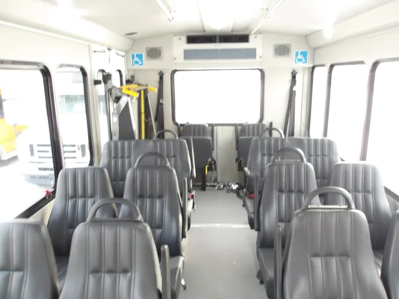 2019 Ford Starcraft Shuttle Bus - Image 4