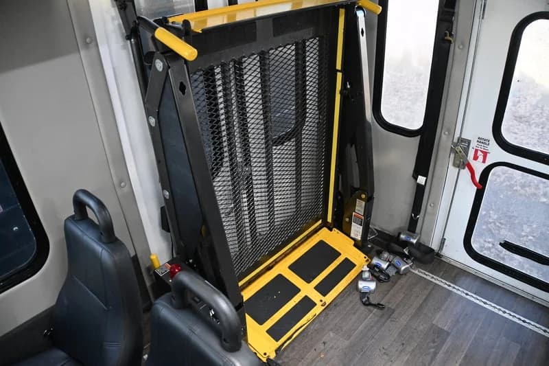 2019 Ford Starcraft ADA Shuttle Bus - Image 14