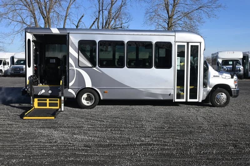 2019 Ford Starcraft ADA Shuttle Bus - Image 2