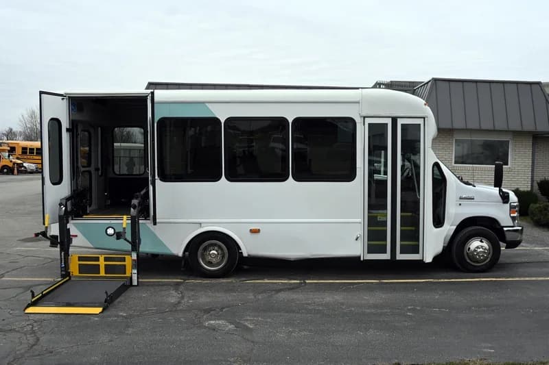 2019 Ford Starcraft ADA Shuttle Bus - Image 1