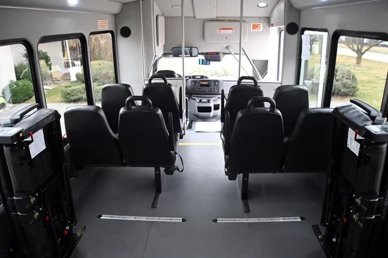 2019 Ford Starcraft ADA Shuttle Bus - Image 6