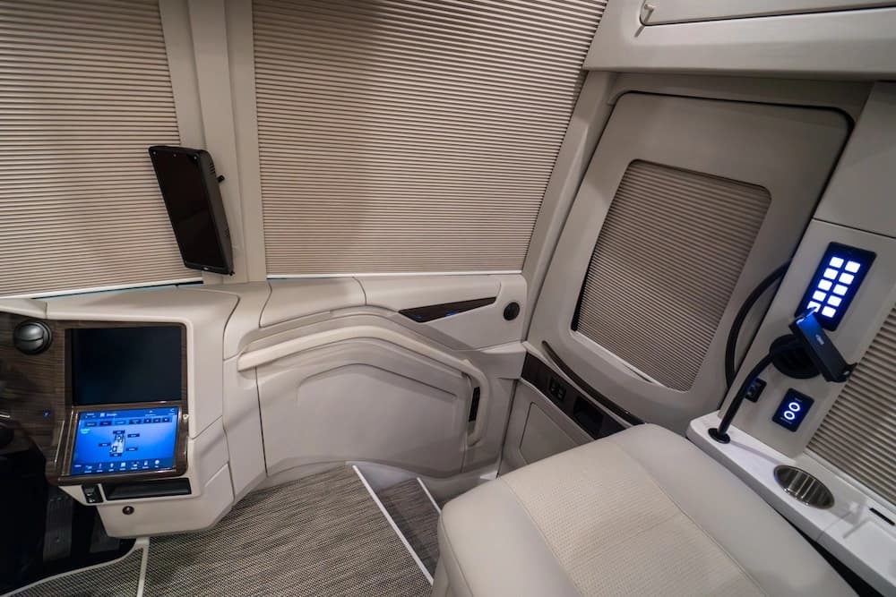 2025 Prevost Marathon H3-45 Motorcoach - Image 3