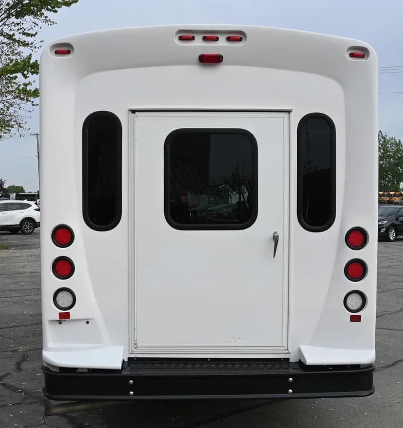 2019 Ford Transit Starcraft ADA Shuttle Bus - Image 5