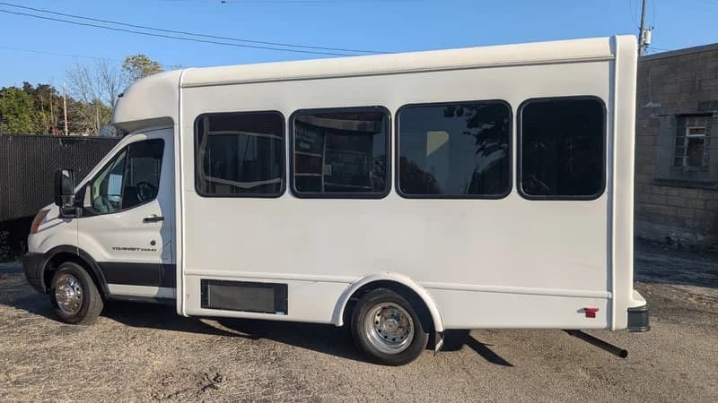 2019 Ford Transit StarLite Shuttle Bus - Image 5