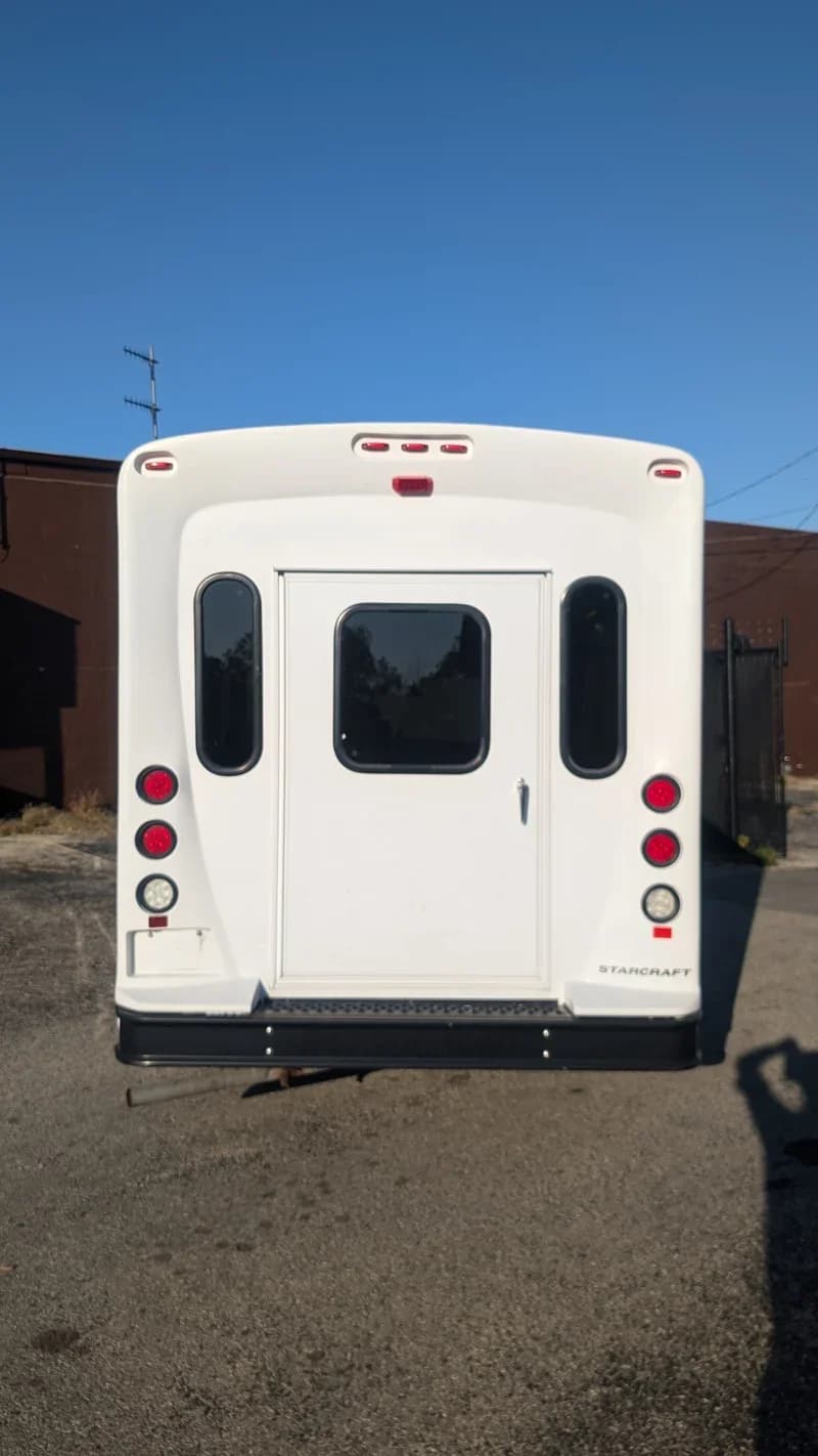 2019 Ford Transit StarLite Shuttle Bus - Image 6