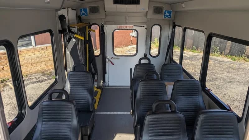2019 Ford Transit StarLite Shuttle Bus - Image 7