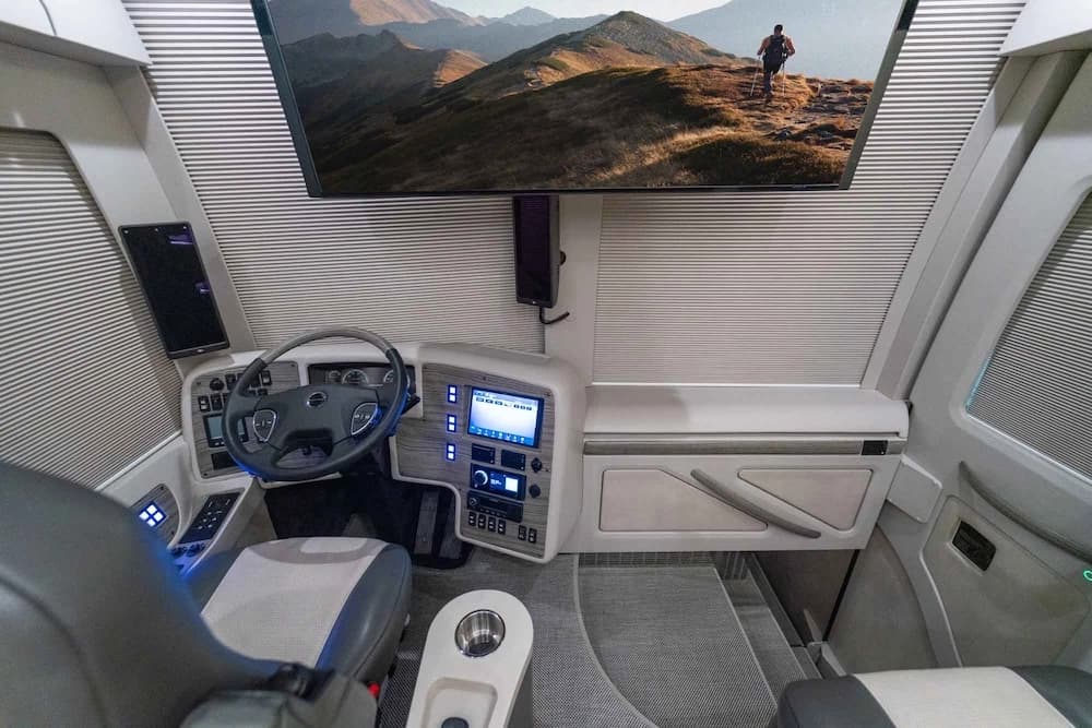 2025 Prevost Marathon X3 Motorcoach - Image 27
