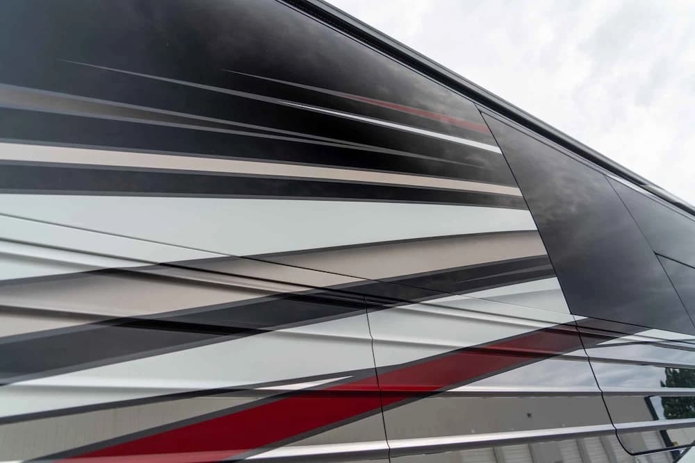 2025 Prevost Marathon X3 Motorcoach - Image 6