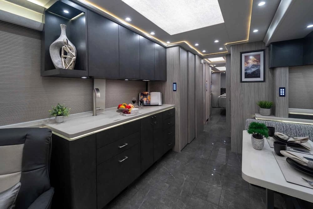 2025 Prevost Marathon X3 Motorcoach - Image 7