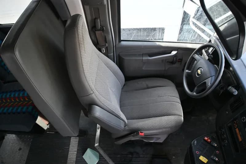 2020 Chevrolet Starcraft Shuttle Bus - Image 10