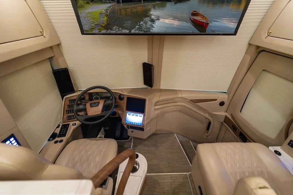 2025 Prevost Marathon H3-45 Motorcoach - Image 28