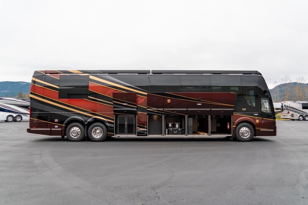 2025 Prevost Marathon H3-45 Motorcoach - Image 48