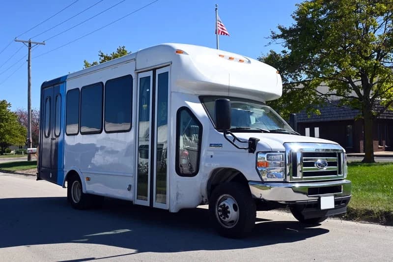 2021 Ford E350 StarCraft ADA Shuttle Bus - Image 1