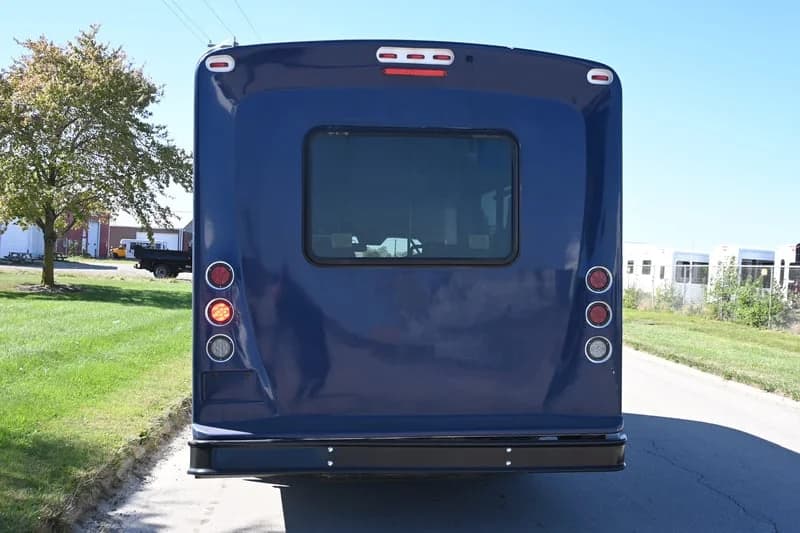 2021 Ford E350 StarCraft ADA Shuttle Bus - Image 2