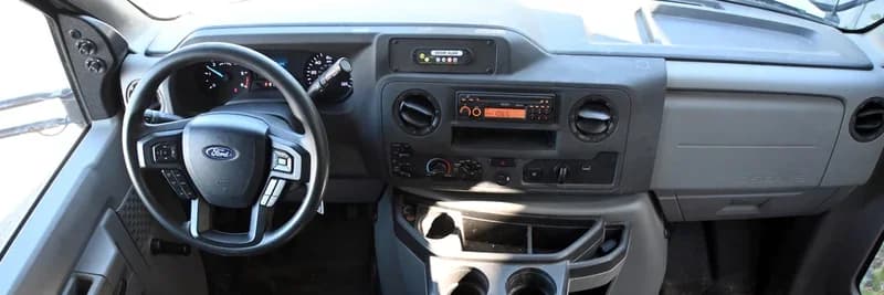2021 Ford E350 StarCraft ADA Shuttle Bus - Image 9
