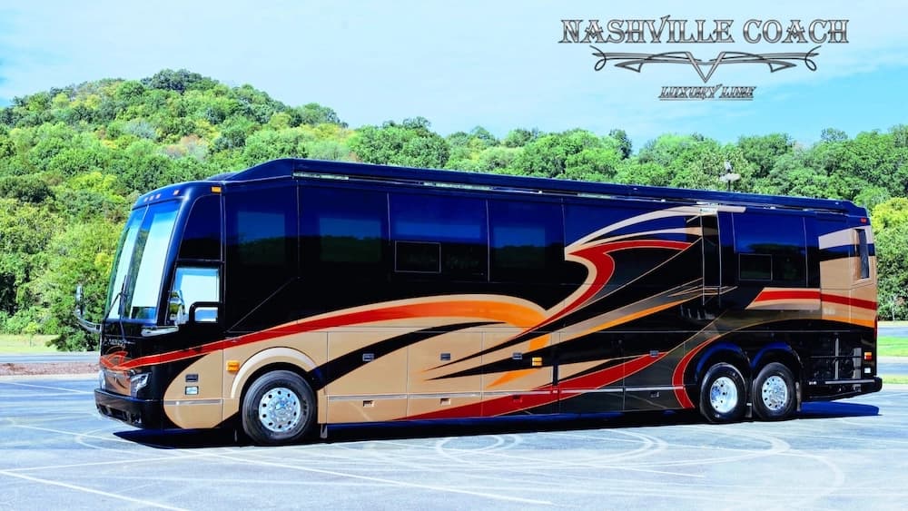 2025 Prevost H3-45 Nashville Coach Motorhome - Image 10
