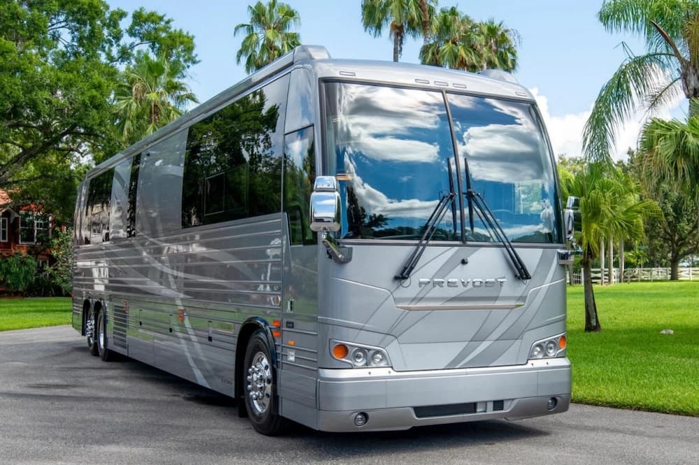 2025 Prevost Florida Coach Motorhome - Image 8