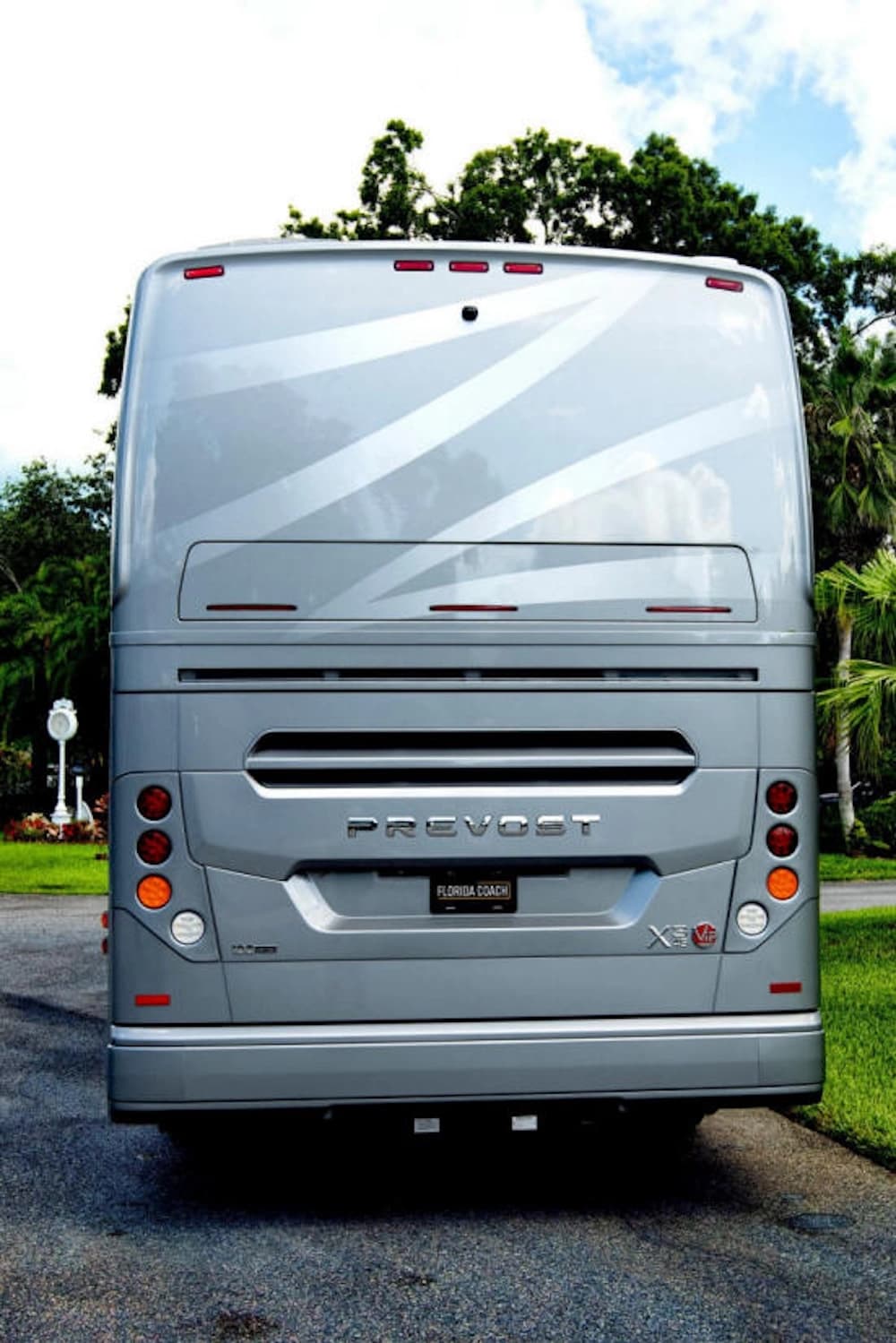 2025 Prevost Florida Coach Motorhome - Image 10