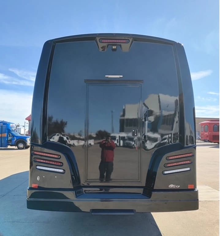 2025 Turtle Top Odyssey Shuttle Bus - Image 3