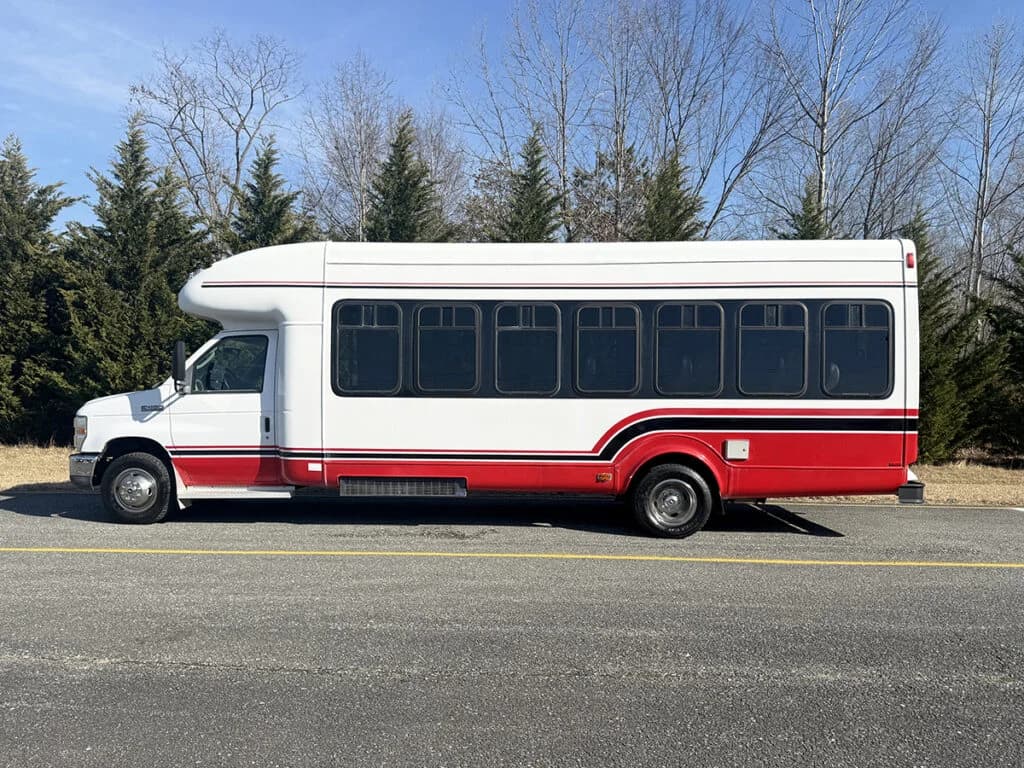 2012 Ford Supreme Shuttle Bus - Image 2