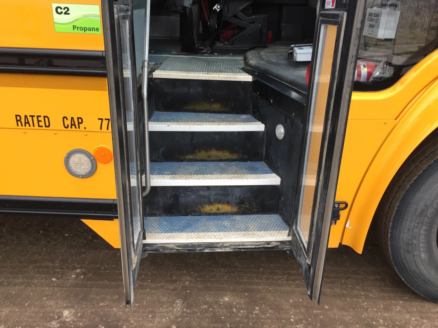 2018 Thomas 341TS Saf-T-Liner C2 School Bus - Image 5