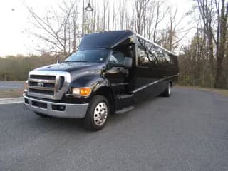 2013 Ford F650 bus