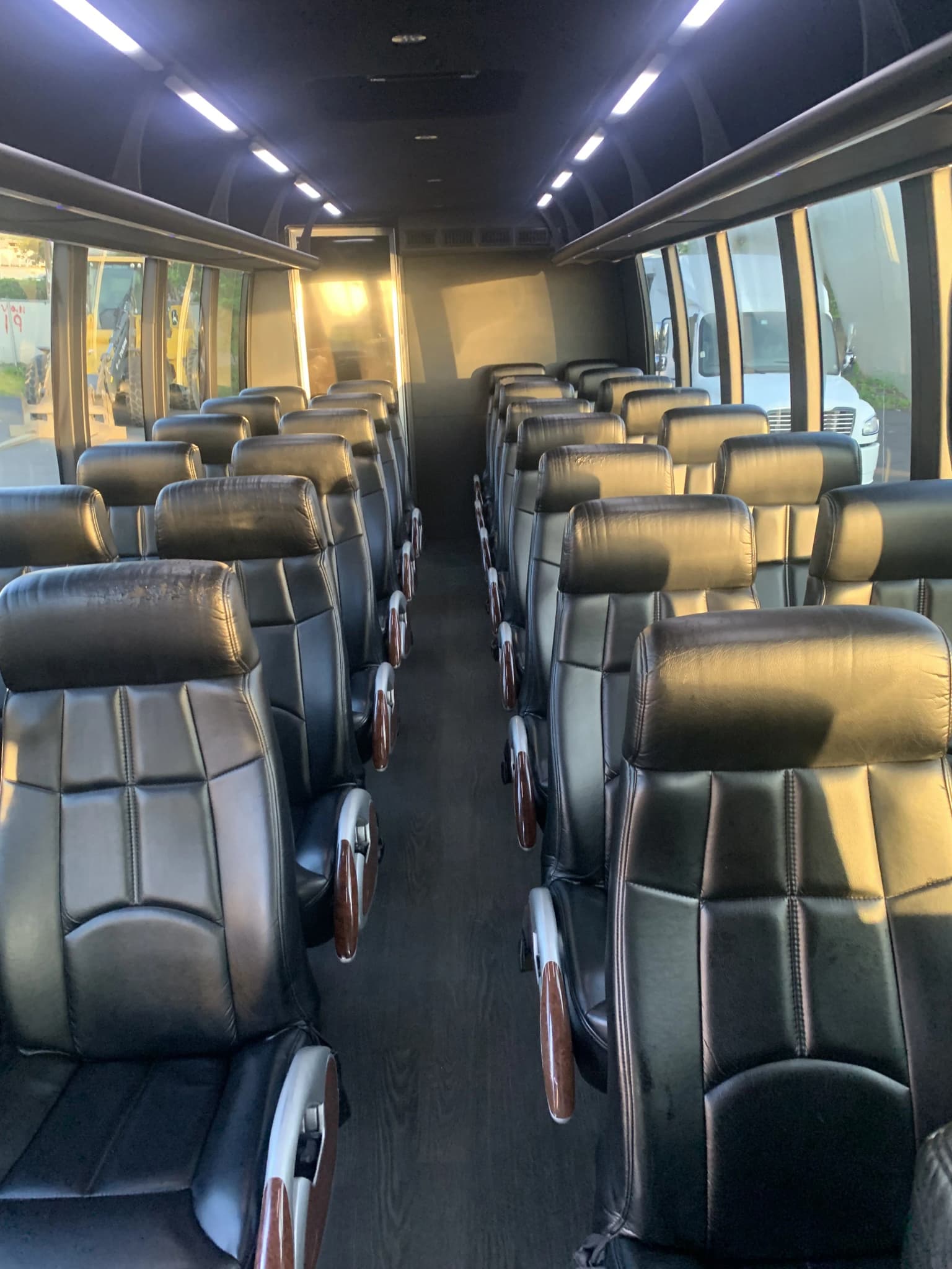 2017 Executive Freightliner M2  - Image 6