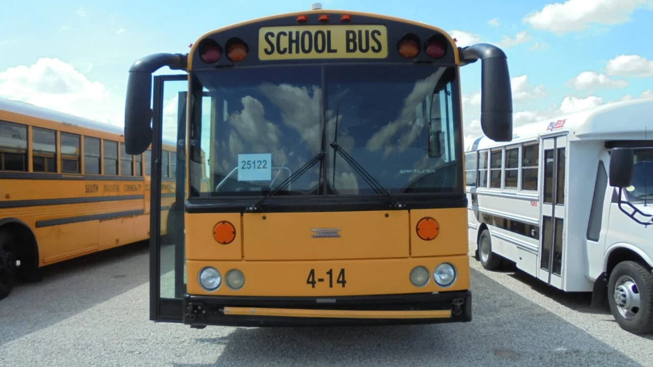 2014 Thomas Saf-T Liner School Bus - Image 2