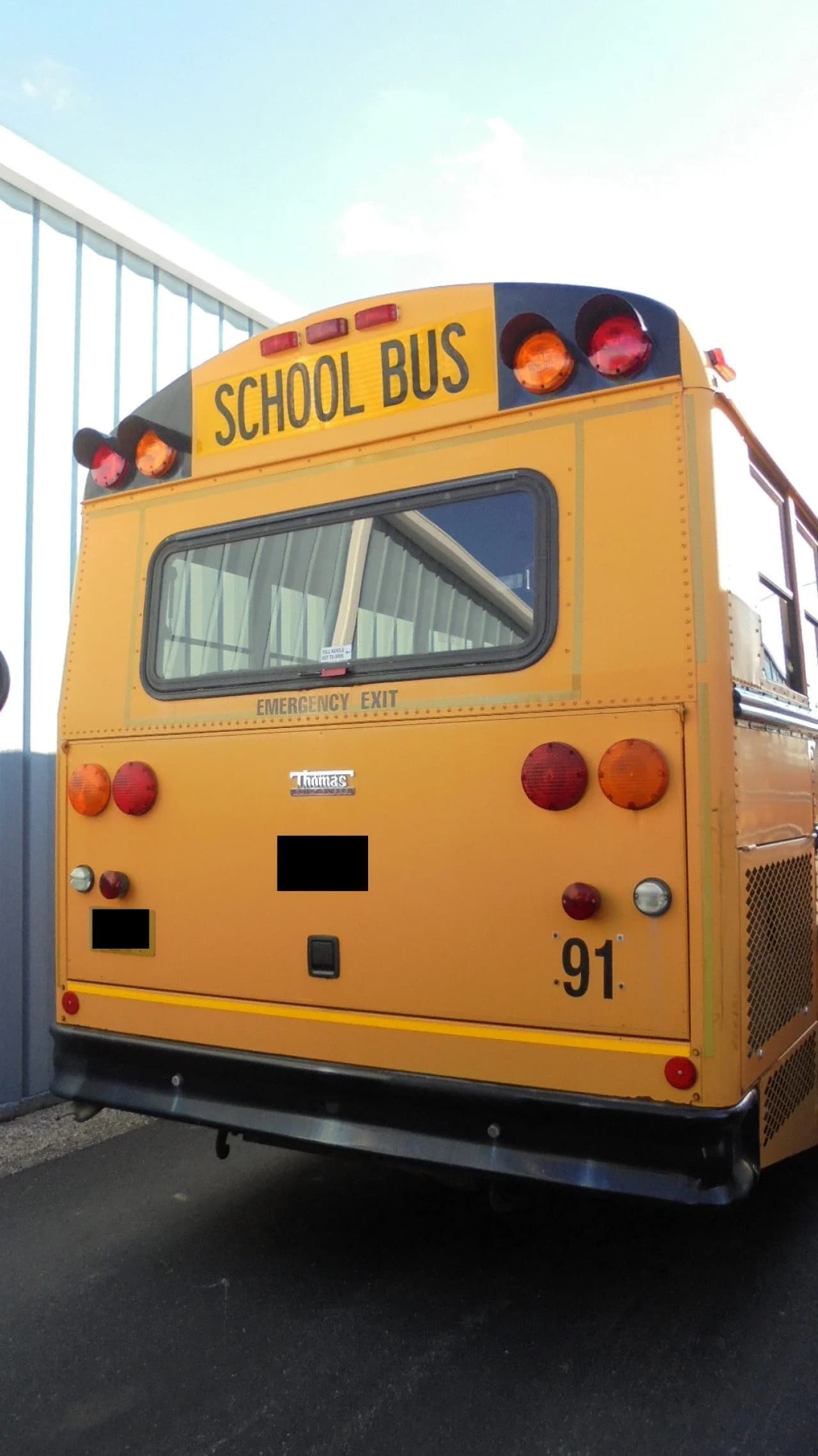 2009 Thomas Built Type D School Bus - Image 2