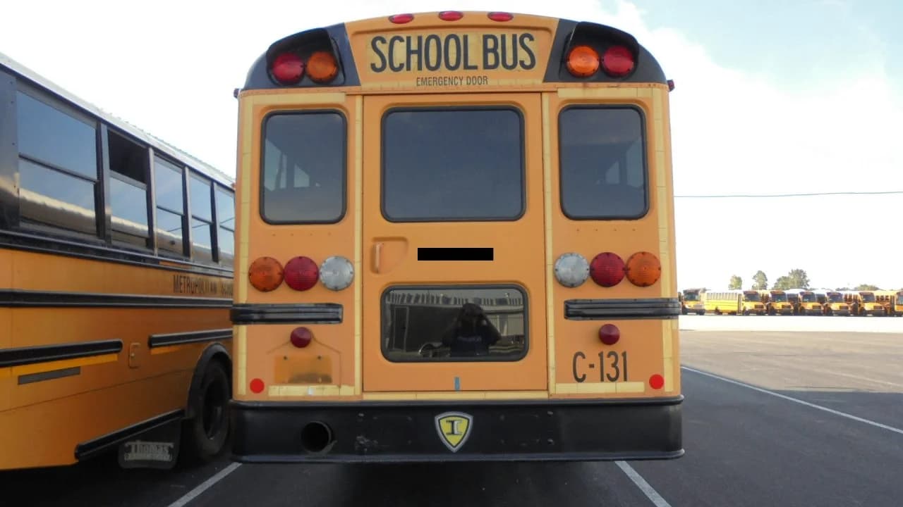 2011 International ADA School Bus - Image 3